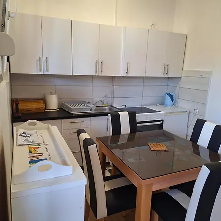 Appartement A Sakina Second *